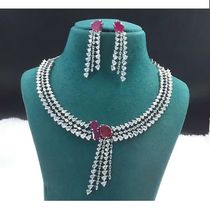 Superbe ensemble de bijoux AD idéal pour les looks de mariée, les tenues de fête et les festivals, maintenant disponible au prix de qualité à l'exportation - Product Image 2