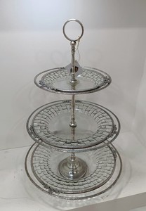 Base para Pastel de Latón Hecha a Mano con Tapa de Vidrio Grabado, Elegante Exhibición de Postres, Frutas y Alimentos, Regalo Brillante - Product Image 5