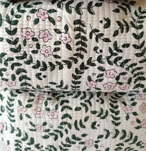 Quilted Cotton Floral Pattern Makeup Bag <b>Medium</b>/Small Travel Cosmetic Carry Pouch Zipper Manufacturer Wholesaler Cosmetic <b>Case</b> - Product Image 6