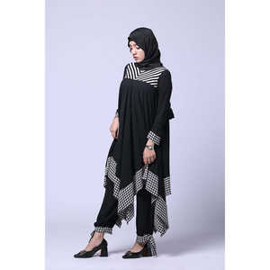 Top de Manga Acampanada Talla XS, Diseño Atrevido y Llamativo - Product Image 6