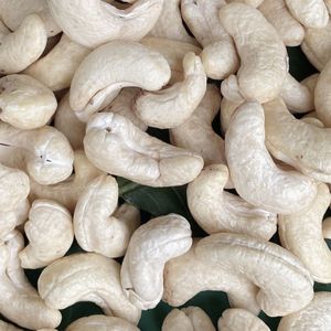 W320เม็ดมะม่วงหิมพานต์จากเวียดนาม2025ถุงสูญญากาศ - Product Image 1