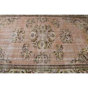 Vintage Large Rug, 5.7x8.4 ft Turkish Rug, <b>Red</b> Ikat <b>Wool</b> Rug - Product Image 5