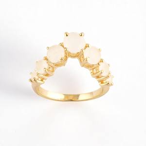 แหวนพลอยคาลซิโดนีสีขาวตั้งมงกุฎทำด้วยมือชุบทอง925เครื่องประดับแหวนเงิน - Product Image 1