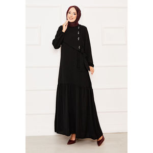 Robe de soirée noire longue coupe trapèze avec détails en pierres sur le devant, style modeste et confortable, taille empire, pour occasions formelles - Product Image 3