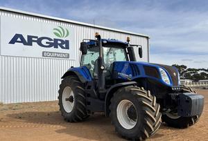 Tracteurs à rangées pour cultures en ligne New Holland T8.350 de 2019, moissonneuses-batteuses à céréales et à maïs avec moteur principal pour la récolte du blé, du riz, des arachides et des pommes de terre - Product Image 2