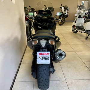 Motocyclettes de tourisme Yamaha T-Max 530 Premium - Product Image 6