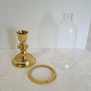 Bougeoirs élégants Hurricanes en verre et en métal pour les mariages à domicile, les fêtes et les événements. - Product Image 4