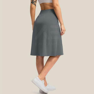 Faldas Médicas Ligeras de Primera Calidad, Más Vendidas, para Mujer, Uso Hospitalario, Personalizables - Product Image 2