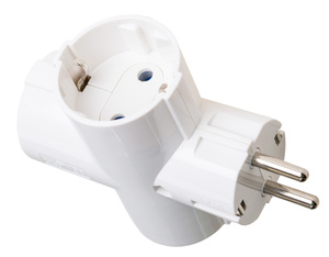 Adattatore tripolare bipolare 2P+T 250V 16A Max. 3680W (Solera 186F) - Product Image 1