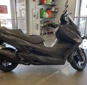 มัดจำสกู๊ตเตอร์ไฟฟ้ารุ่น FAST DEMAND 2025 BG400 Premium Heavy-Duty Cordless/Battery-Powered Urban Commuter Design Maxi-Scooter - Product Image 4