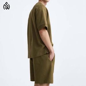 Ensemble de t-shirts 100% coton délavés à l'acide personnalisés ensemble de shorts d'été surdimensionnés et lourds de haute qualité pour hommes - Product Image 3