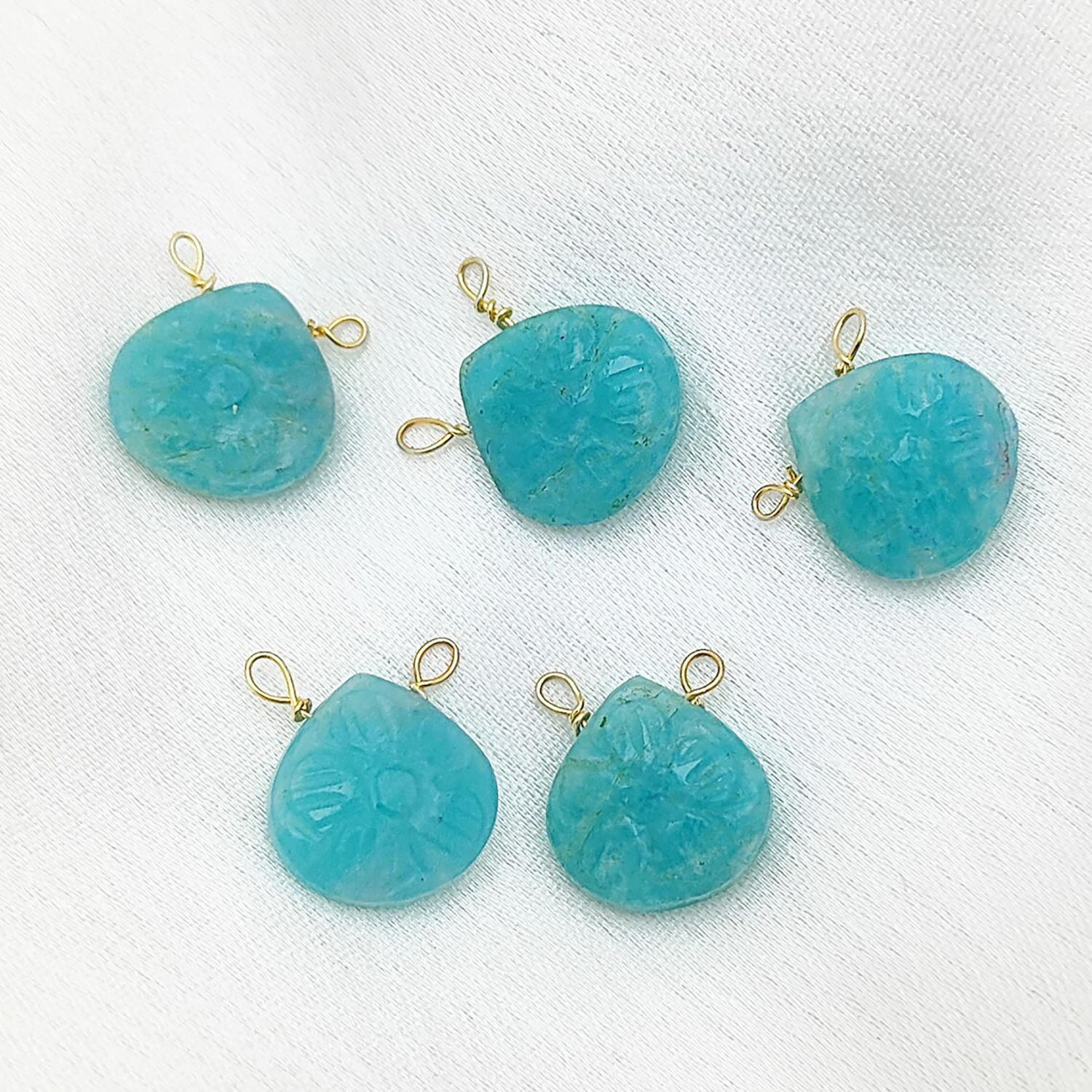 แอมะซอไนต์