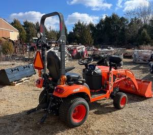 Tractor Kubota BX-23S con cortadora, retroexcavadora y cargador frontal en venta. - Product Image 3