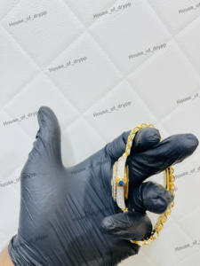 Reloj de lujo con diamantes de moissanita, chapado en rodio, esfera romana, estilo hip hop, joyería para hombre. - Product Image 4