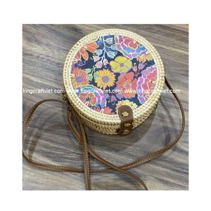 Bolso de mano hecho a mano de ratán natural para mujer, monederos, decoración bordada personalizada, cierre abierto, venta al por mayor, proveedor de King Craft Viet - Product Image 5