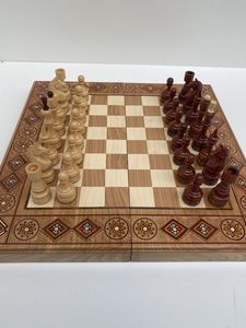 ชุดกระดานหมากรุกทำจากไม้และเรซินกล่องหมากรุกชุดเกมสุดหรูทำจากเรซิ่นสีแดงสีดำชิ้นหมากรุกโดยหัตถกรรม tayyab - Product Image 6