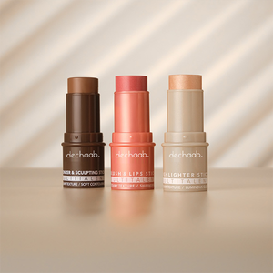 Biểu Tượng Tùy Chỉnh Vegan <span class=keywords><strong>Highlighter</strong></span> Da Chiếu Sáng Màu Hồng Đồng Khỏa Thân Trang Điểm <span class=keywords><strong>Highlighter</strong></span> Thanh Cho Chăm Sóc Da - Product Image 2