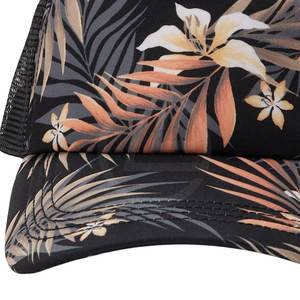 Chapeau en maille personnalisé avec logo de transfert de chaleur et chapeau en maille classique à dos en maille avec design ventilé - Product Image 6