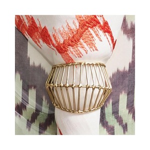 Caractéristique Pas Cher Simple Style Ronds De Serviette En Métal Ronds De Serviette Simple Mode Décoration De Table De Mariage Or Ronds De Serviette - Product Image 4