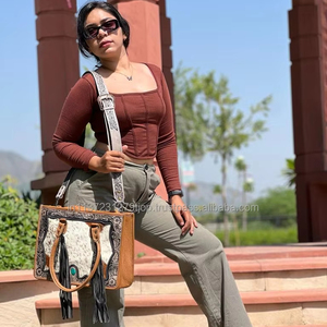 มาใหม่ล่าสุด Western Cowhide ขนสัตว์หนัง Fringe กระเป๋าสไตล์มือเครื่องมือแกะสลักกระเป๋าร้อนขายกระเป๋าสําหรับสตรีหลายใช้ - Product Image 4