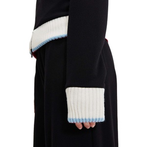 Ensemble survêtement Patsy 2 pièces noir et blanc pour femme, sweat à capuche et pantalon de survêtement respirants personnalisés, ensemble de jogging, survêtement pour femme - Product Image 2