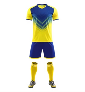 Conjuntos de ropa de fútbol para adultos de poliéster 100% de secado rápido de alta calidad del proveedor directo de fábrica, diseño de logotipo personalizado multicolor - Product Image 6