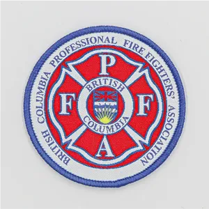 Étiquettes en polyester tissées personnalisées en gros patchs de vêtements à pli d'extrémité avec broderie pour patchs de chapeau à repasser approvisionnement d'usine - Product Image 2