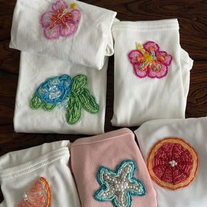 Abalorio y Llavero Bordado a Mano con Cuentas de Hongo de Alta Calidad, Cuentas Zari, Impresión a Todo Color, Personalización-IQRA CREATION - Product Image 1