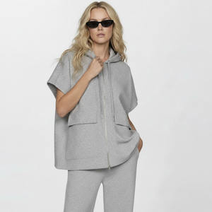 Conjunto personalizado de sudadera de manga corta para mujer - Product Image 3