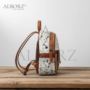 Nouveau sac à dos en cuir véritable 100% artisanal, style bohème chic, design sculpté, portable, avec cadre interne pour - Product Image 4