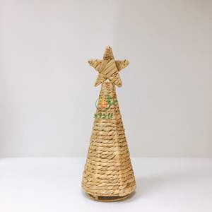 Árbol de Navidad Ecológico de Jacinto de Agua/ Árbol de Navidad de Pino Tejido a Mano Colorido/ Decoración Navideña para el Hogar Hecha en Vietnam - Product Image 1