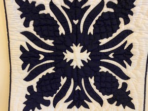 Edredón Hawaiano individual hecho a mano con estampado Floral negro 35% algodón 65% poliéster ropa de cama ligera de invierno para habitaciones cálidas hoteles - Product Image 3