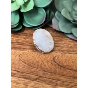 <b>Moon</b> <b>Stone</b> Sterling Silver Oval Statement <b>Ring</b> Size 7 - Product Image 3