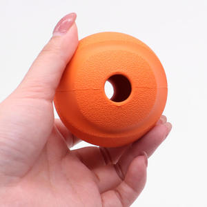Juguete Masticable de Silicona - Pelota Dispensadora de Golosinas Resistente a Mordidas e Indestructible para Perros, para la Dentición y el Alivio del Aburrimiento - Product Image 3