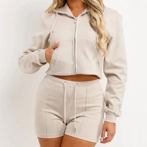 Conjunto de Sudadera Corta y Pantalones Cortos Personalizados para Mujer, el Mejor Conjunto de Verano, Tela de Felpa de Algodón, Transpirable y Suave, Moda Casual de Alta Gama - Product Image 6