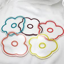 Encantador posavasos modelo de flores acrílicas con delicado diseño floral que agrega un toque de elegancia y belleza inspirada en la naturaleza - Product Image 6