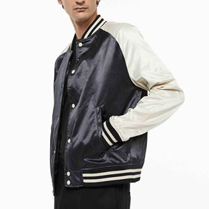 Veste universitaire en satin pour homme, taille conçue pour un brillant premium, rester élégant et confiant, style athlétique personnalisé - Product Image 3