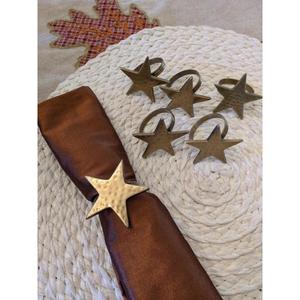 Ronds de serviette en laiton de qualité supérieure avec un superbe fini mat alliant fonctionnalité et élégance pour des accents de table parfaits - Product Image 1