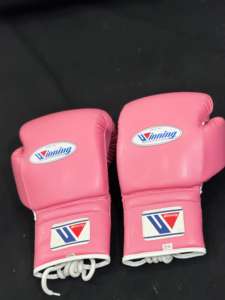 Gants de boxe personnalisables avec matériau PVC/PC pour MMA Sanda Arts martiaux Entraînement Lacets Poignets et protège-mains - Product Image 3