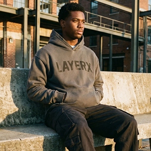 Sudadera con Capucha para Hombre, Estilo Pesado, Lavado Ácido, Bordada, de Algodón y Felpa, con Gráficos de Pedrería, Dobladillo sin Rematar, Estilo Holgado, Ecológica - Product Image 4