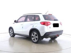 Suzuki S-Cross SUV d'occasion 2023 très propre, turbo automatique 4x4, intérieur clair, sièges en cuir, régulateur de vitesse adaptatif, Euro VI, diesel, toit ouvrant - Product Image 6