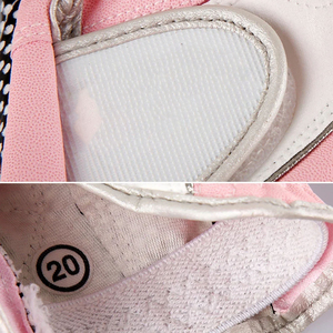 Precio de fábrica Logotipo personalizado Microfibra Es suave y transpirable Guantes de golf Deportes al aire libre Guantes de golf - Product Image 4