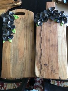 Planche à découper en bois avec couleur et tailles personnalisées pour servir et couper les légumes et les fruits - Product Image 4