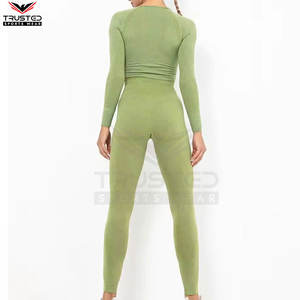 Meilleur design Ensemble de yoga personnalisé pour femme Ensemble de yoga de qualité supérieure à bas prix Ensemble de yoga pour femmes de vente en ligne - Product Image 3