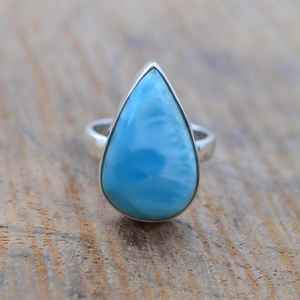 Anillo de Larimar Caribeño, Forma de Pera, Plata de Ley, Piedra Preciosa, Talla Estadounidense 7, Joyería Hecha a Mano, Regalo para Mujer - Product Image 6