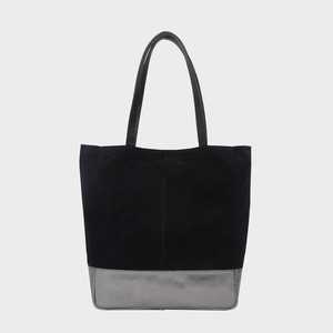 Bolso de cuero genuino de ante negro y piel de vacuno metalizada color estaño, de grano completo y superficie lisa, fabricado por proveedor indio. - Product Image 1