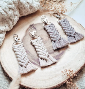 Porte-clés macramé fait main - Product Image 2