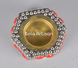 Quemador de incienso de Metal con cuentas hecho a mano con cono decorativo con incrustaciones de piedra colorida y soporte Bakhoor para decoración del hogar - Product Image 3