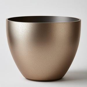 Macetero de Hierro con Acabado en Oro/Níquel, Diseño de Autor, con Opciones Personalizables para Interiores de Lujo y Decoración de Jardín Premium - Product Image 2