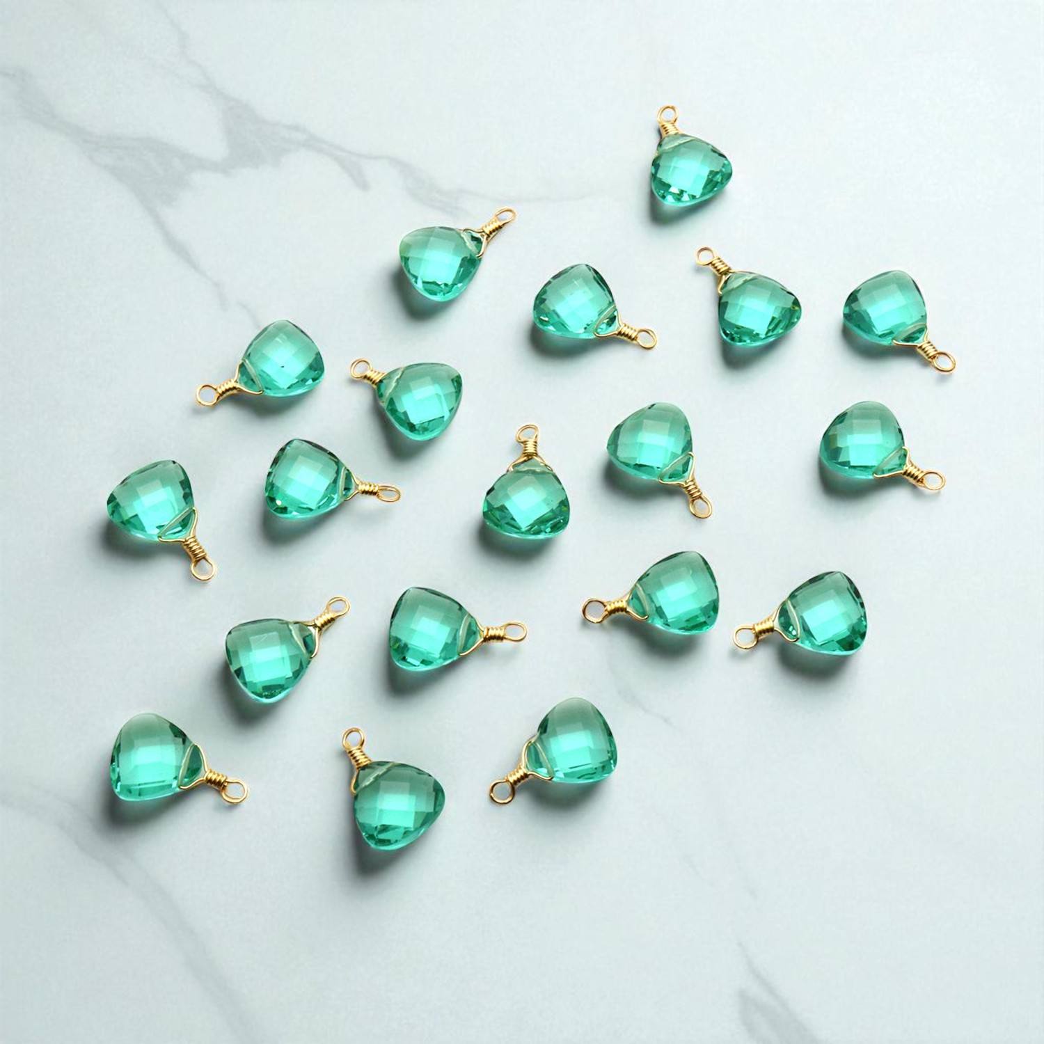 ทัวร์มาลีนสีเขียวอมม่วง